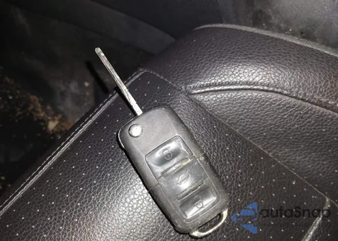 2010 Volkswagen Jetta Se из США, поврежденный, VIN 3VWRX7AJXAM032601